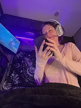 Lilactease 现场XXX聊天