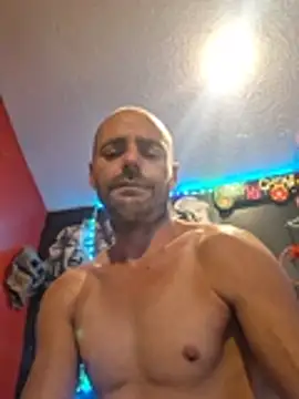 Chat +18 de DaddyAndSplashQueen ao vivo