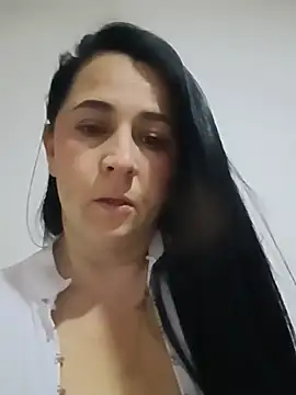 Sex_Annie Adlı Modelin Canlı XXX Sohbeti