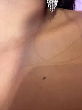 Chat +18 de Miss-lyra ao vivo
