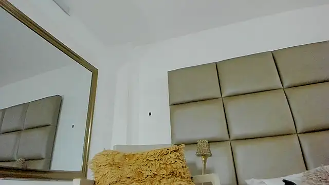 XXX chat uživo modela ChrisZurick