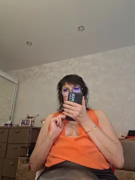 LaliaMia – Naživo XXX chat