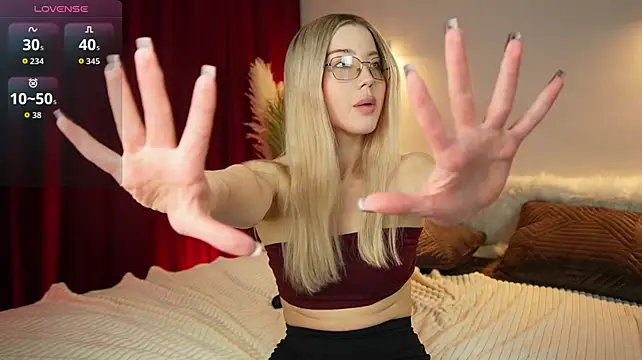 Czat XXX na żywo – LindaThackerr