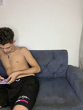 Онлайн чат XXX DAIRON_LUST