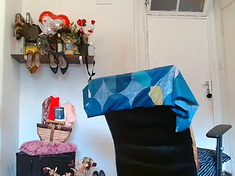 xTALLSEXYBUMx Chat XXX in diretta