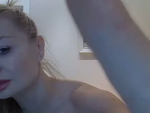 ZarinaSwift Show Webcam