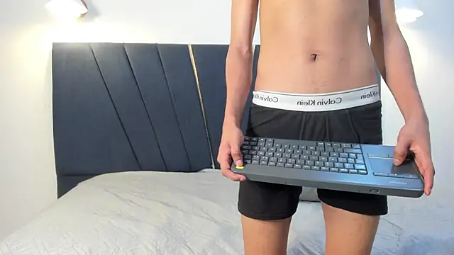 An_fox23 Show in webcam