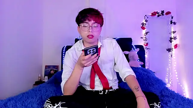 צ'אט XXX בשידור חי של AnggelONfiree