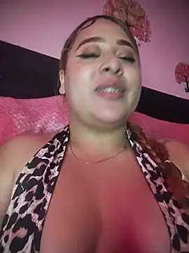 Chat +18 de venuscopper ao vivo