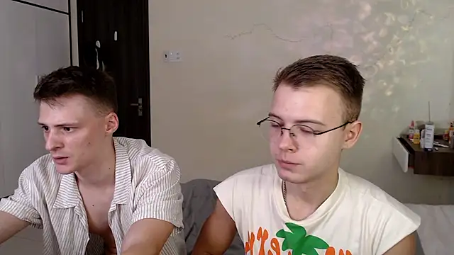 NikiKerryCum Show Webcam