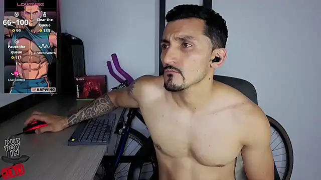 Marck_Muscle Adlı Modelin Canlı XXX Sohbeti