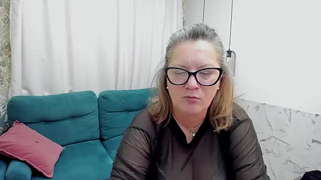 LeaPure's Live XXX Chat