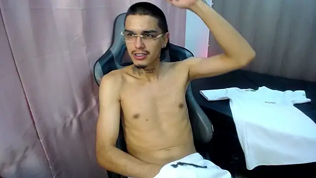 Онлайн чат XXX Tayson_Hot