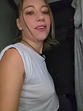 XLisaxx XXX чат на живо