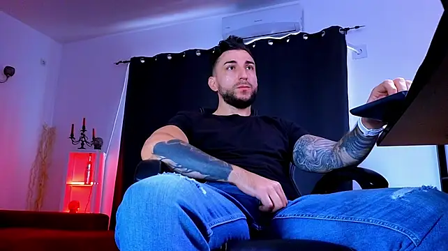 MightyAaron66n Live XXX chat