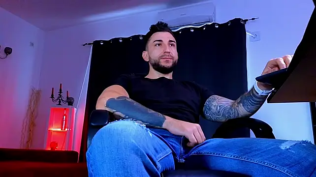 Živý XXX chat MightyAaron66