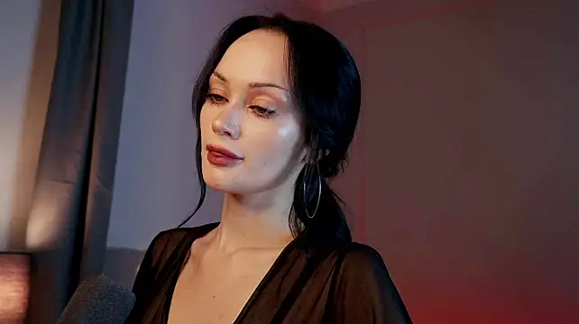 QueenAliss' Live XXX Chat