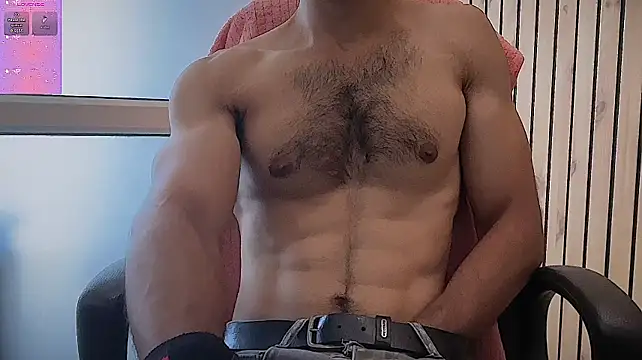 PouringLust Chat XXX live