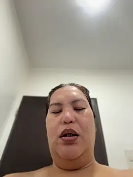 ashleygrahamts élő XXX-chatje