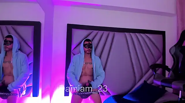 Damiam_23 Chat XXX in diretta