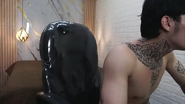 Chat XXX ao vivo de Cry_thereal
