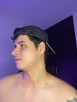 צ'אט XXX בשידור חי של BjornSteel