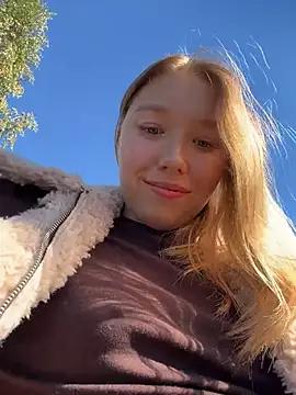 XXX chat uživo modela -NaughtyAngel-