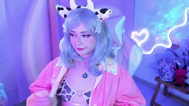 HoornyMoon's Live XXX Chat