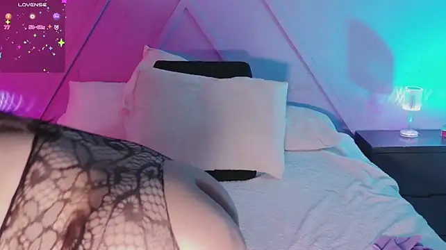 emmajohnss' Live XXX Chat