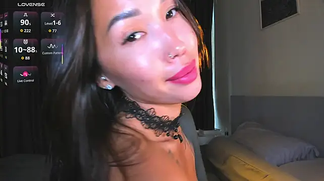 Czat XXX na żywo – your_asian_dream