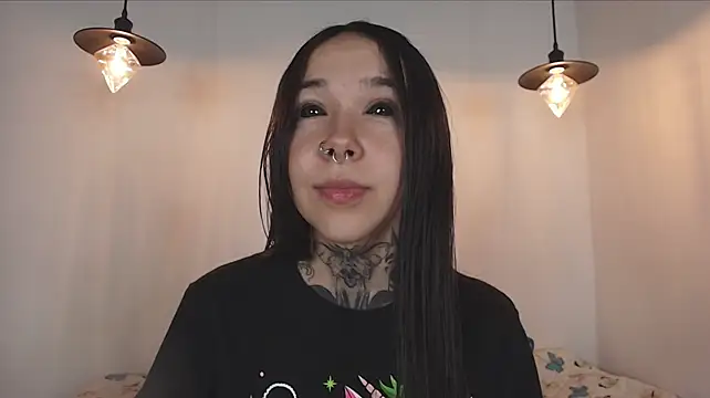 Chat XXX en directo de alien_eyes09