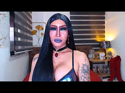 DominateMistressTania Adlı Modelin Canlı XXX Sohbeti