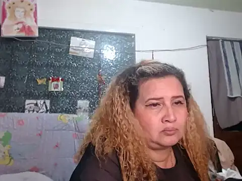 Živý XXX chat Perla1981--