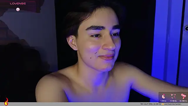 Connorr_01 লাইভ XXX চ্যাট
