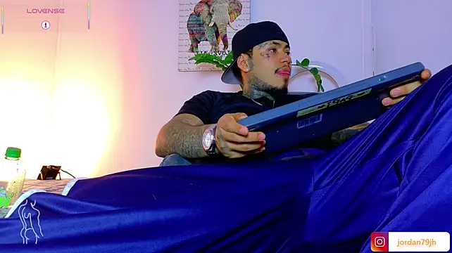 Chat +18 de JordanSmiith_ ao vivo