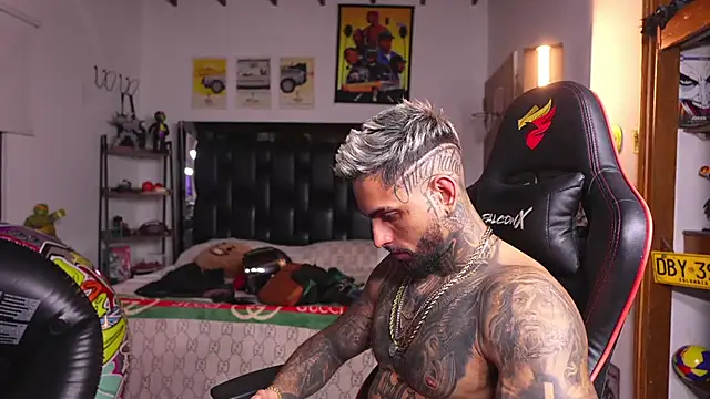 Chat XXX Live logan_hugh8