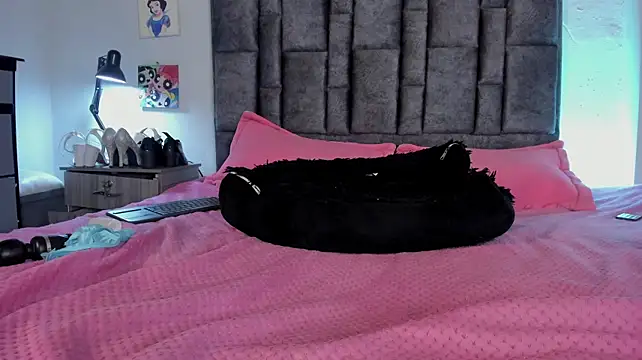 Chat XXX en directo de Esmeraldaa-