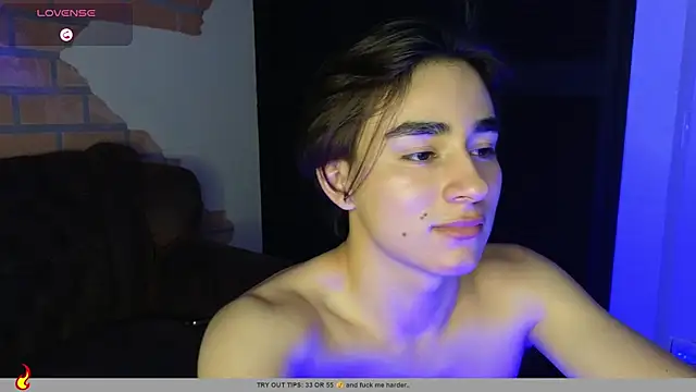 Chat XXX en directo de Connorr_01