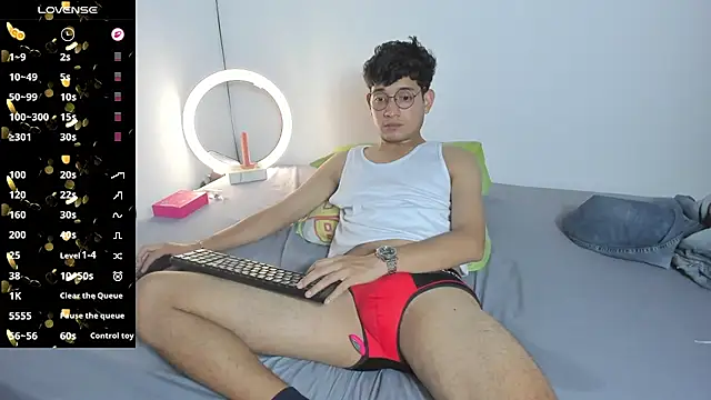 Chat +18 de Benjamin_Buster ao vivo