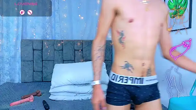 NicolasTorrez Live XXX-chat