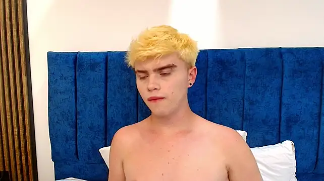 แชท XXX สดของ Ian_Stone