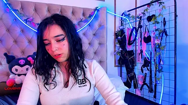 kira_Berry_ Live XXX-chat
