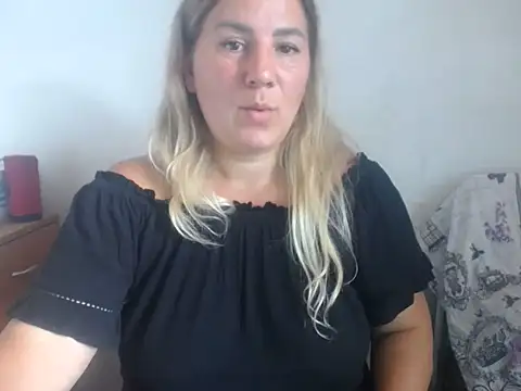 XXX chat uživo modela Darina2398