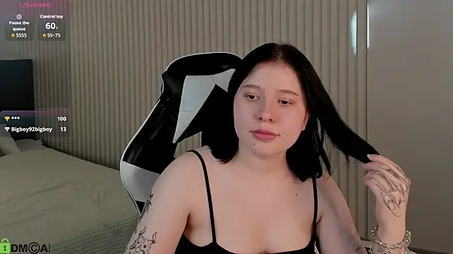 Czat XXX na żywo – Kylie-Voss