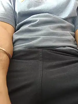 8inch_hunk19 Adlı Modelin Canlı XXX Sohbeti