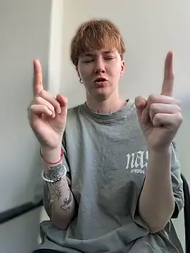 IceMur live XXX chat