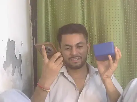 Chat XXX en directo de Stubborndesiboy