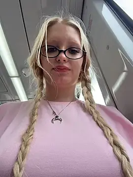 Chat XXX en directo de Elfi_InPublic