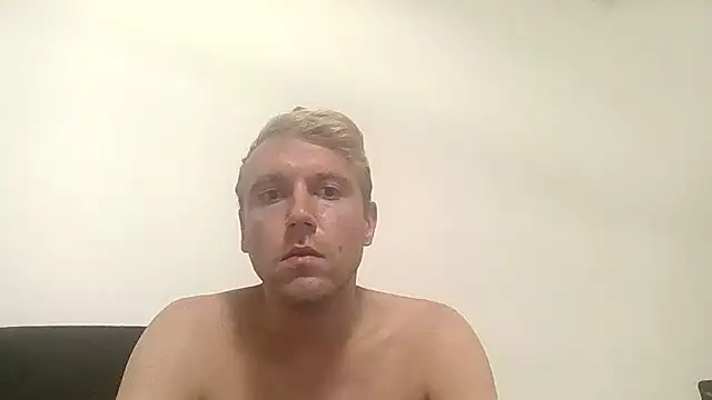 Hedwig332 লাইভ XXX চ্যাট