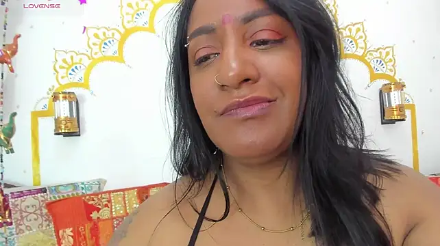 Chat +18 de LadyNahir ao vivo